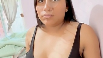Milf'S Big Tits And Ass Get Shown Off In Exclusive Hd Porn Video