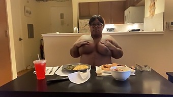 Will Powers And Thelma'S Kitchen: A Thanksgiving-Themed Porn Video