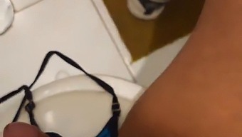Amateur Latina Mom Seduces And Engulfs Her Son'S Climax In The Bathroom